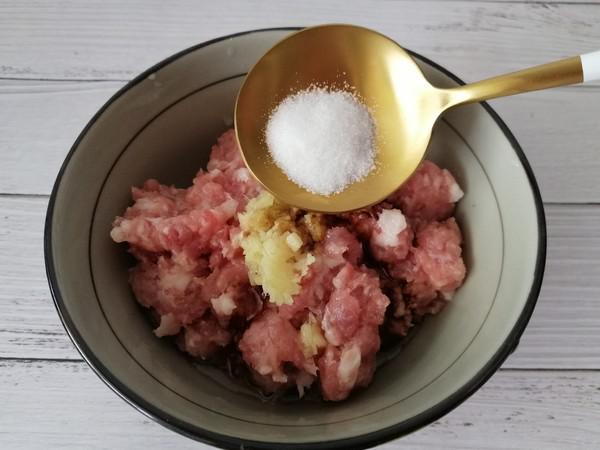 豆腐皮豬肉卷的做法-家常味蒸菜譜