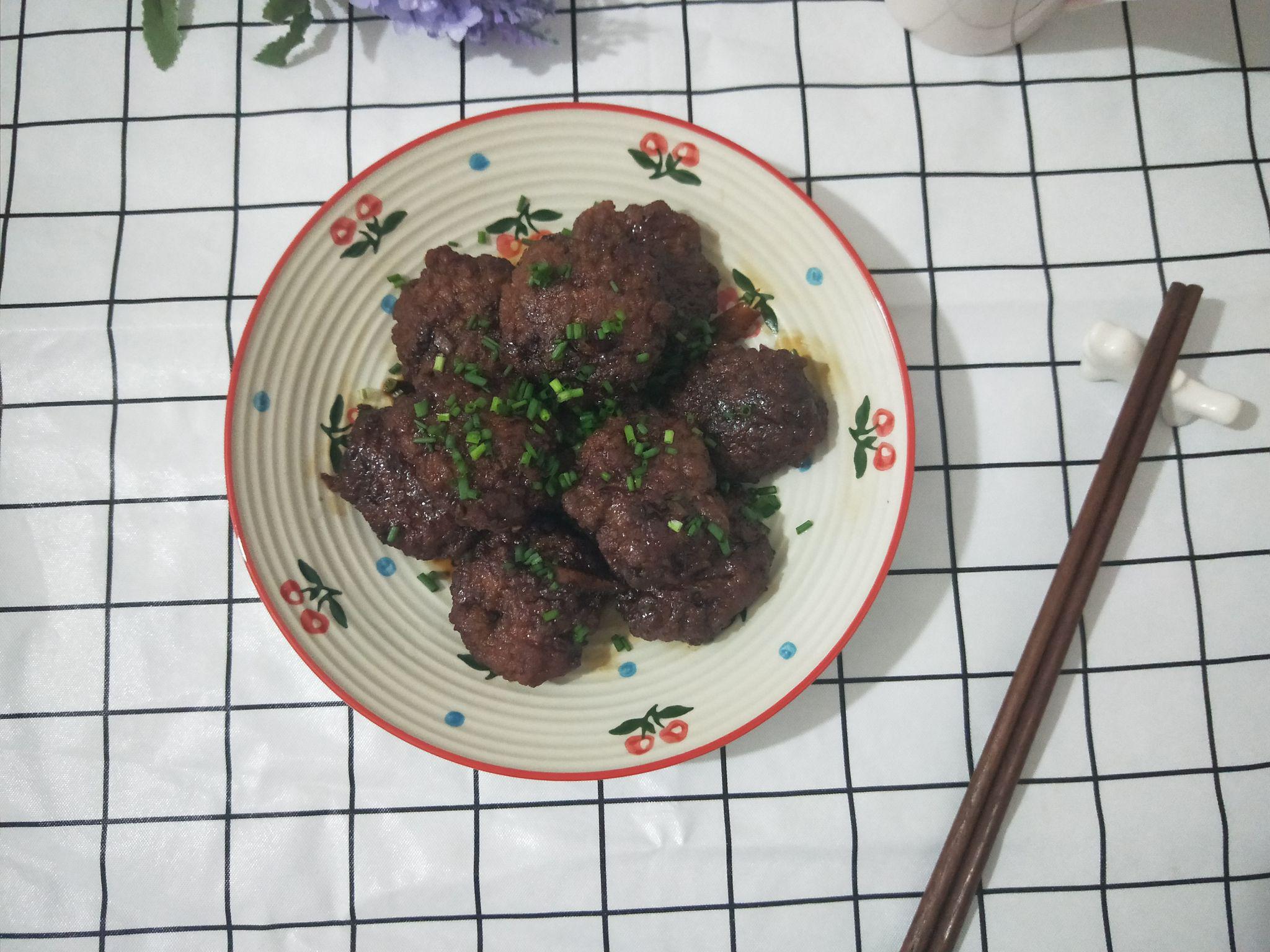 紅燒肉餅子的做法-家常味燒菜譜