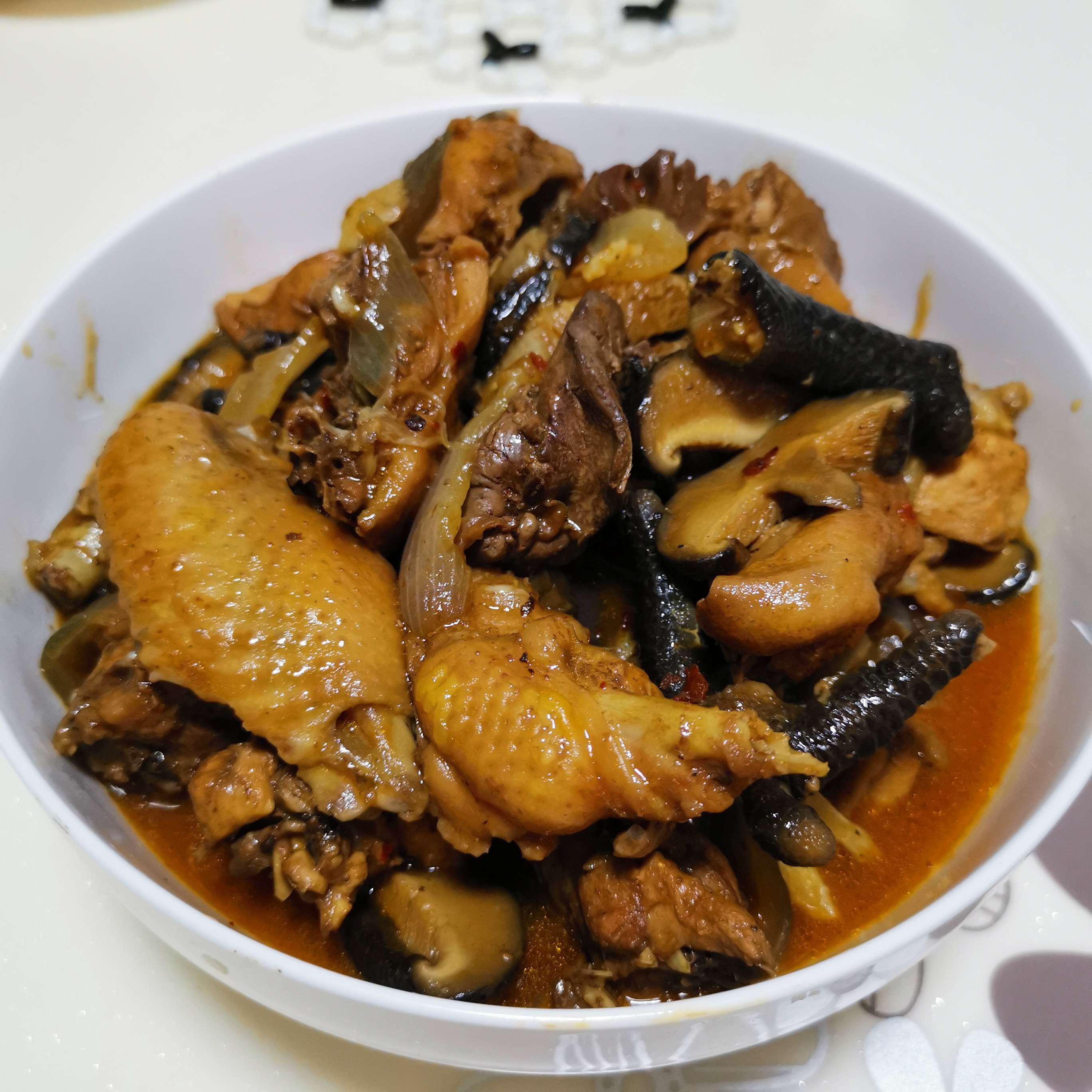 洋蔥冬菇燜雞的做法-咸鮮味燜菜譜