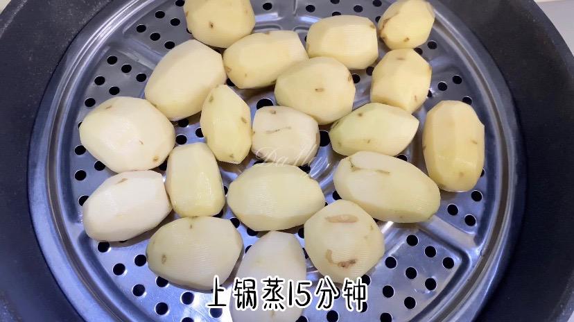 外脆里糯，秒殺路邊攤的香煎小土豆的做法-其它口味煎菜譜