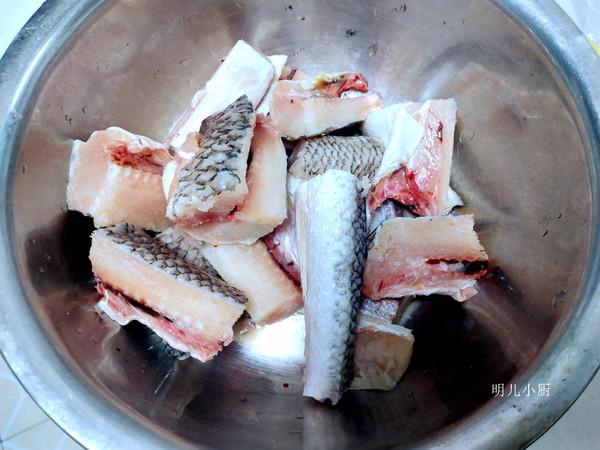 辣椒炒魚渣的做法-香辣味炒菜譜-易網(wǎng)<a href=http://m.henggaotouzi.com/ target=_blank class=infotextkey>健康養(yǎng)生</a>網(wǎng) 辣椒炒魚渣的做法-香辣味炒菜譜