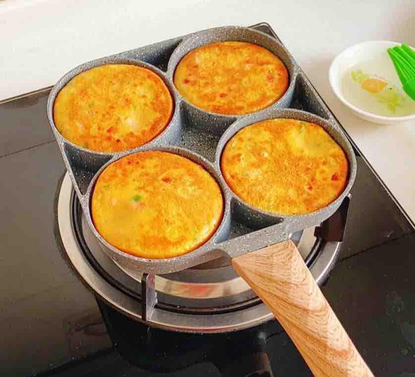 蔥香小圓餅的做法-家常味煎菜譜-易網健康養生網 蔥香小圓餅的做法-家常味煎菜譜