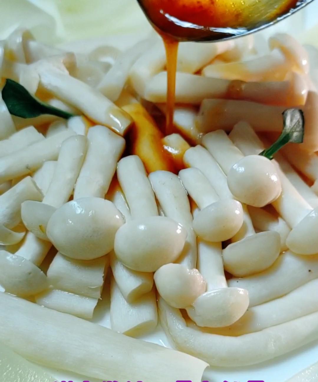 火熱的青春的做法-醬香味蒸菜譜