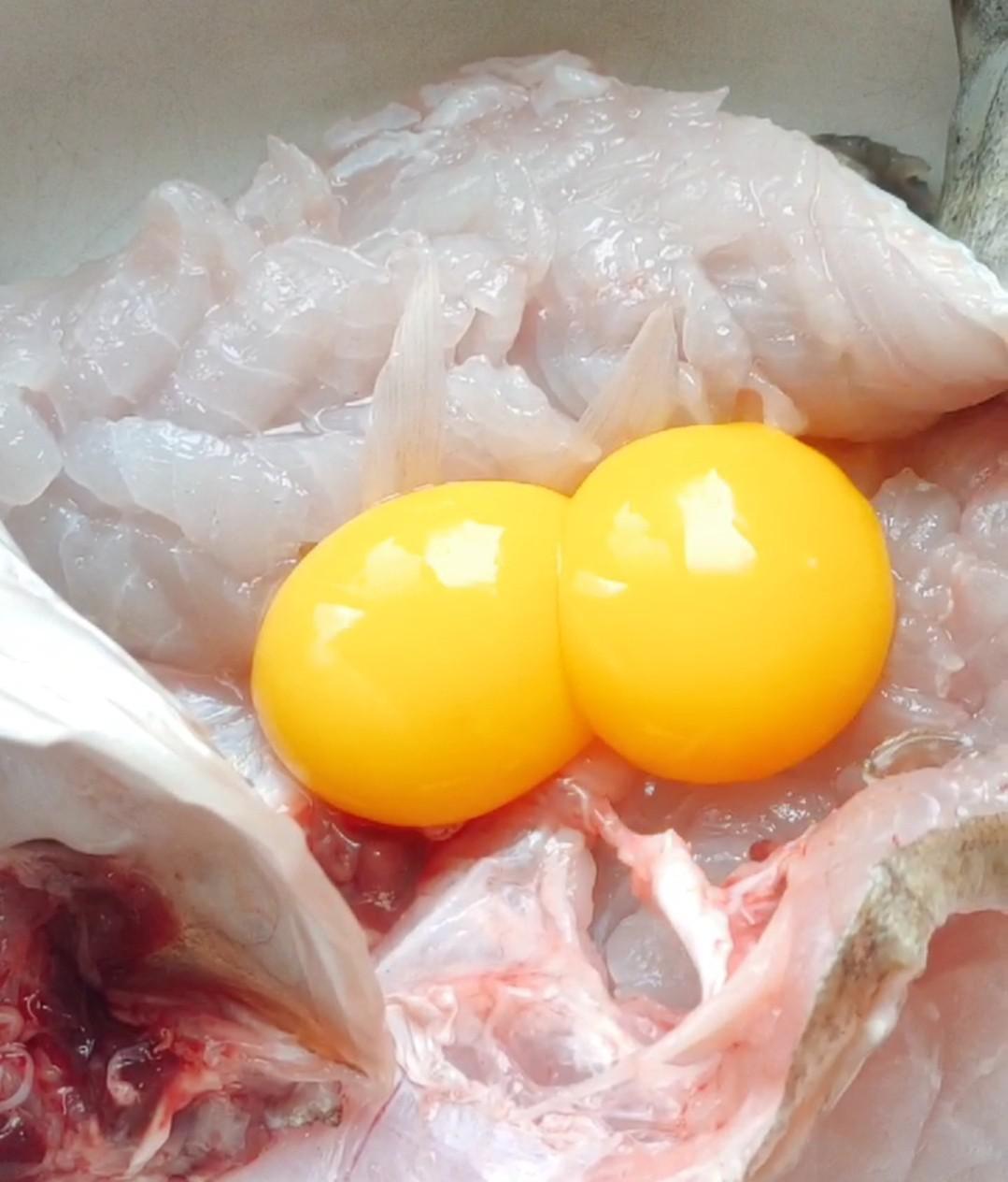 松鼠鱖魚的做法-酸甜味炸菜譜