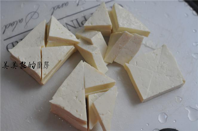 豆腐咸肉燒白菜的做法-家常味燒菜譜