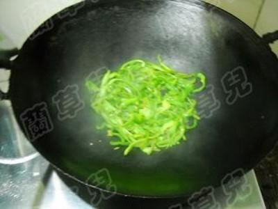 素炒千張絲的做法-家常味炒菜譜