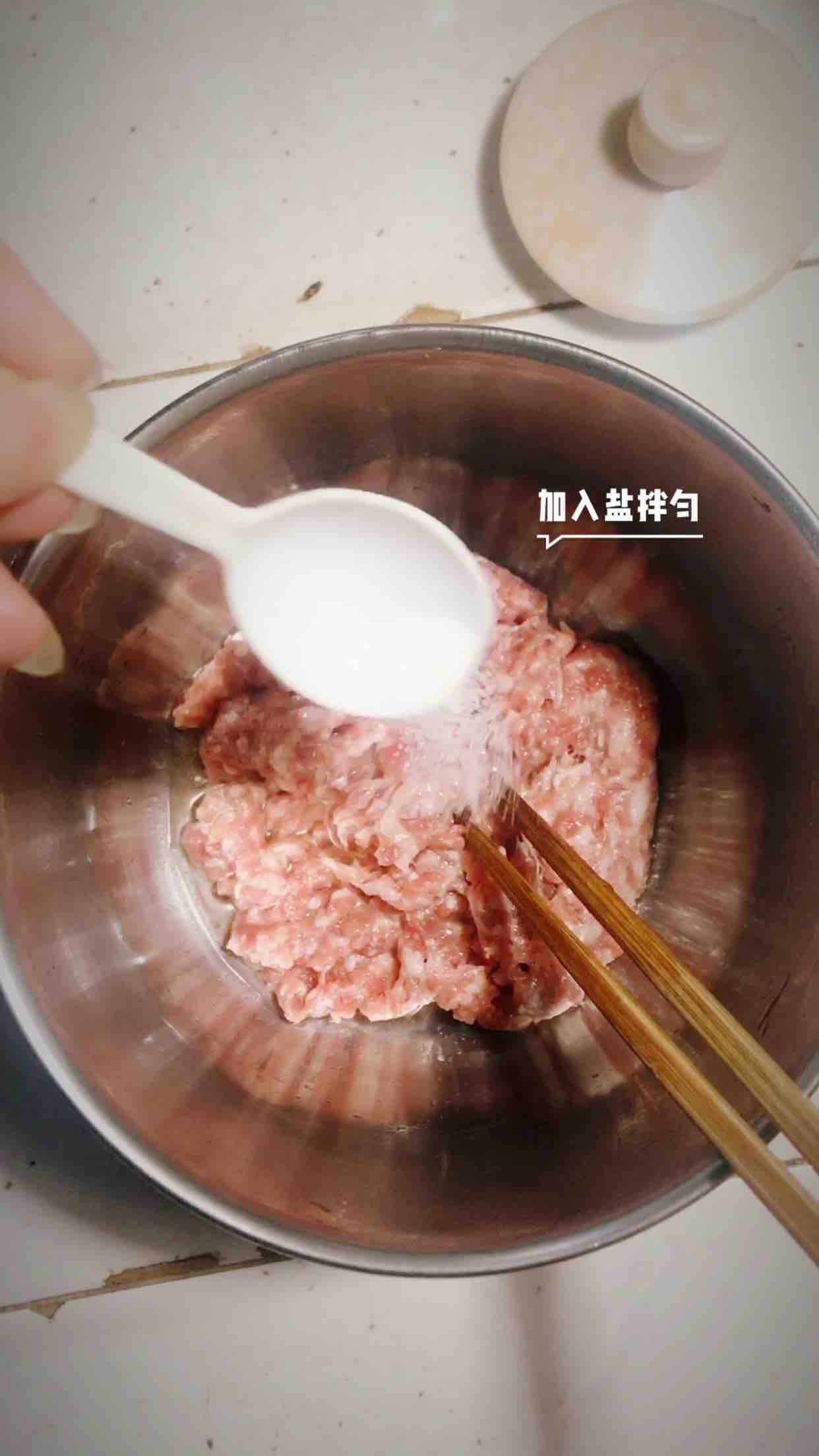 酥炸鮮肉藕盒的做法-家常味炸菜譜