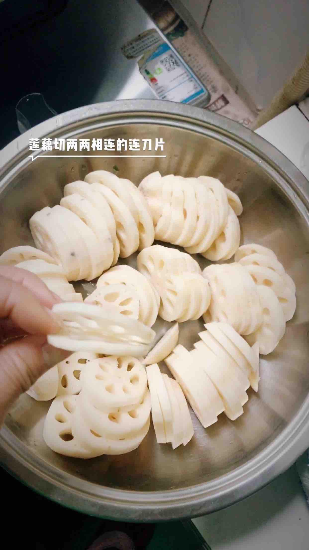 酥炸鮮肉藕盒的做法-家常味炸菜譜