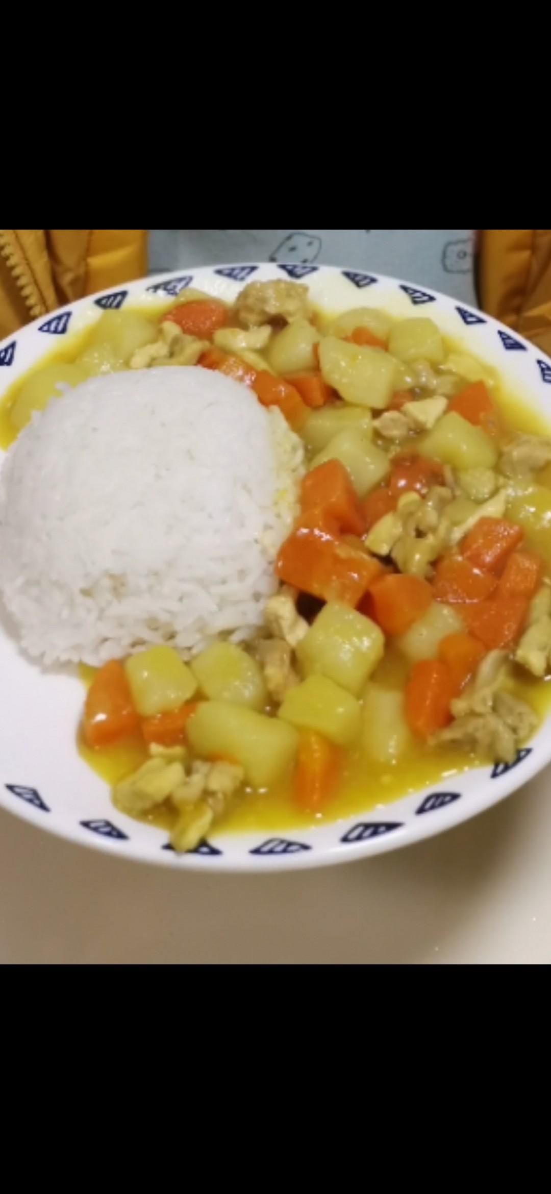 孩子的咖喱土豆飯的做法-咖喱味炒菜譜