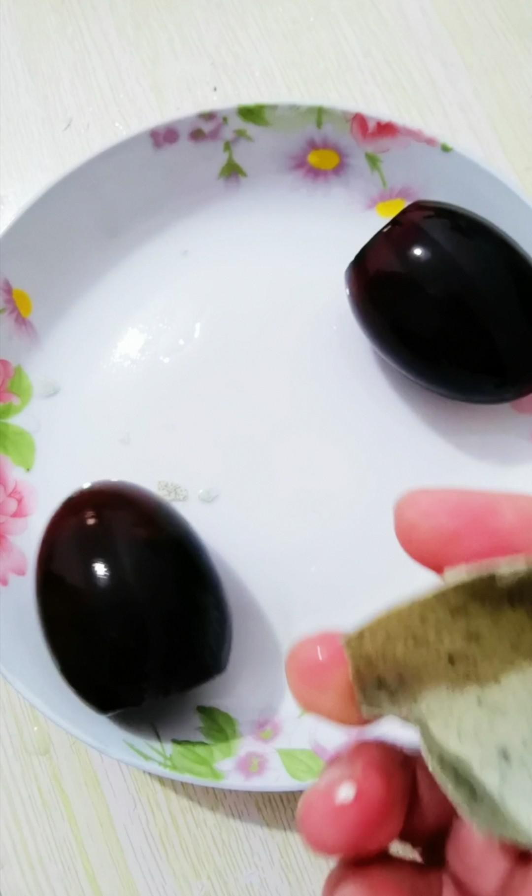 涼拌皮蛋豆腐的做法-咸鮮味拌菜譜-易網(wǎng)健康養(yǎng)生網(wǎng) 涼拌皮蛋豆腐的做法-咸鮮味拌菜譜