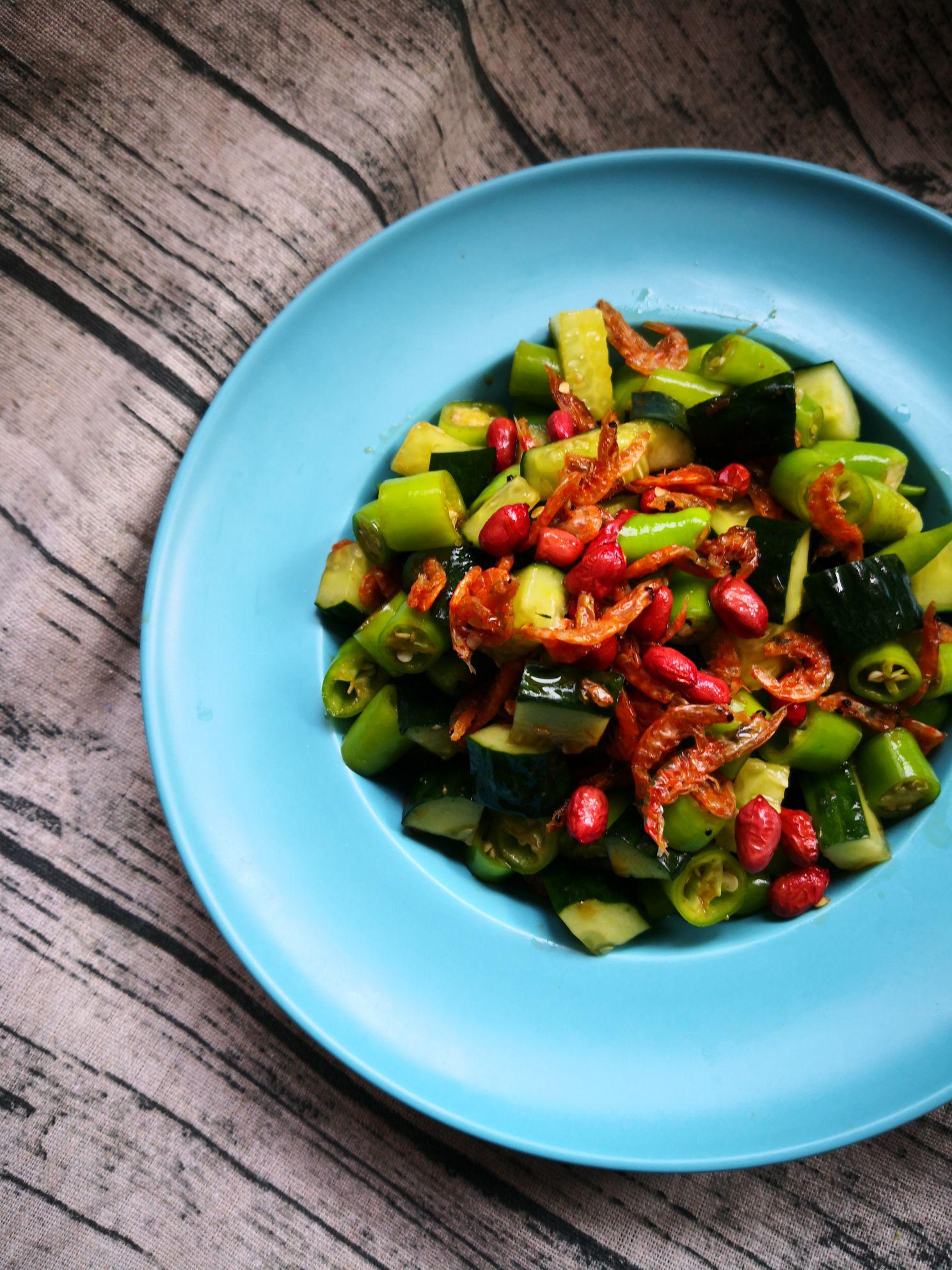 花生米拌杭椒的做法-家常味拌菜譜