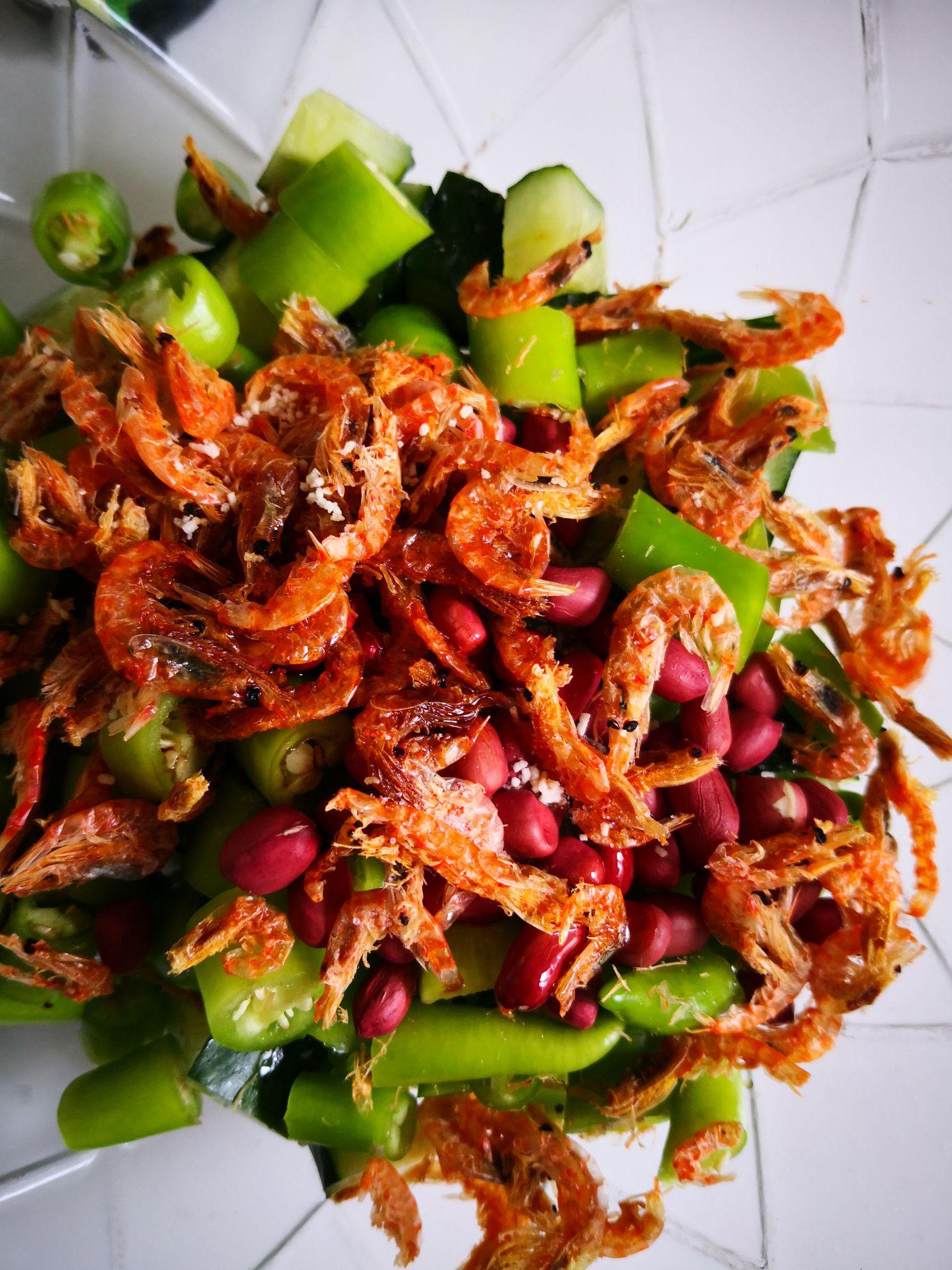 花生米拌杭椒的做法-家常味拌菜譜-易網(wǎng)健康養(yǎng)生網(wǎng) 花生米拌杭椒的做法-家常味拌菜譜