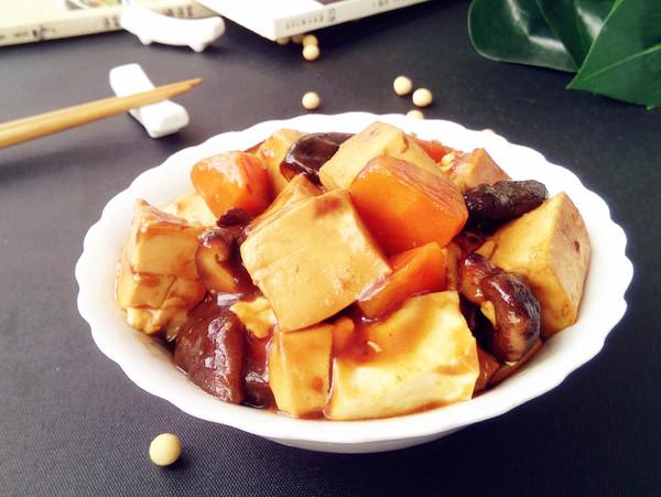 豆腐燒香菇的做法-家常味燒菜譜-易網(wǎng)健康養(yǎng)生網(wǎng) 豆腐燒香菇的做法-家常味燒菜譜