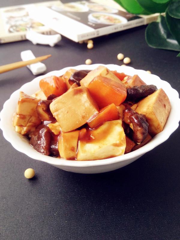 豆腐燒香菇的做法-家常味燒菜譜-易網(wǎng)健康養(yǎng)生網(wǎng) 豆腐燒香菇的做法-家常味燒菜譜