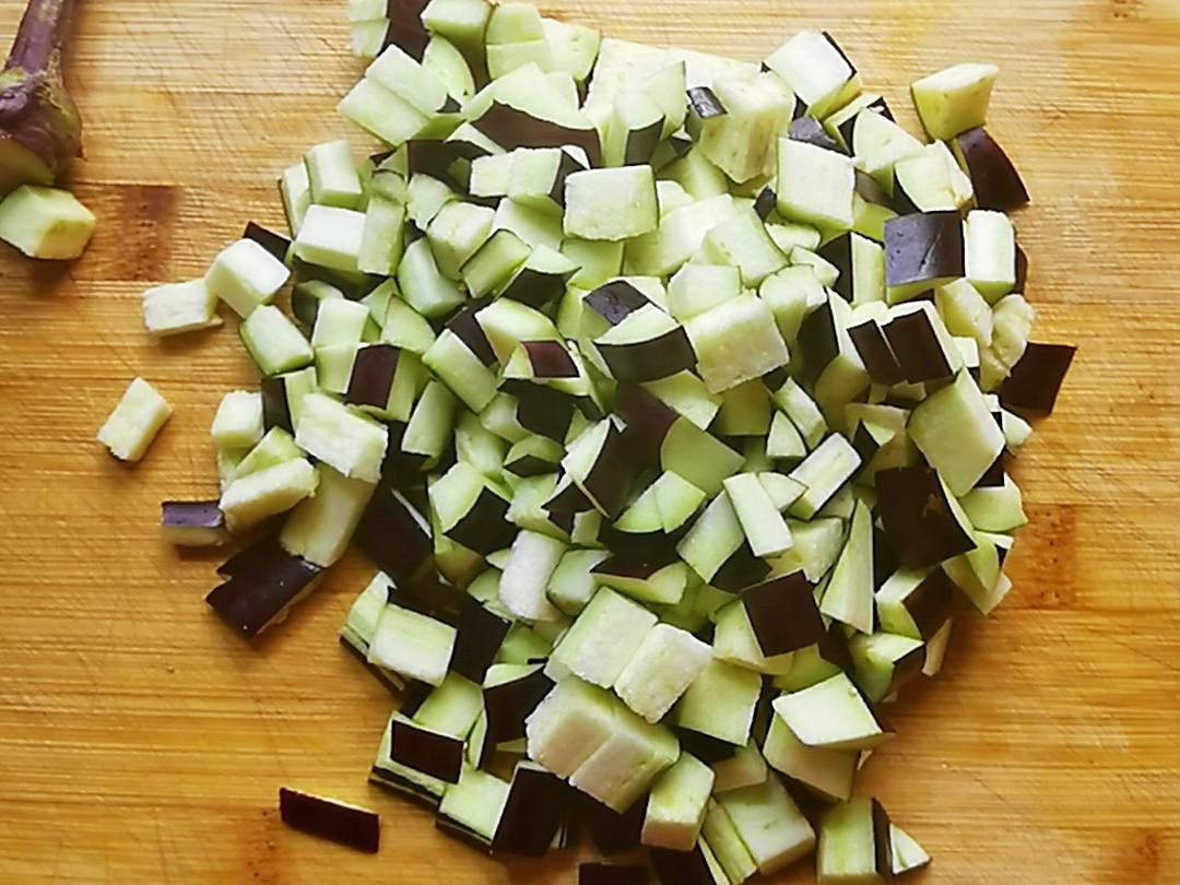 青豆炒茄丁的做法-咸鮮味炒菜譜