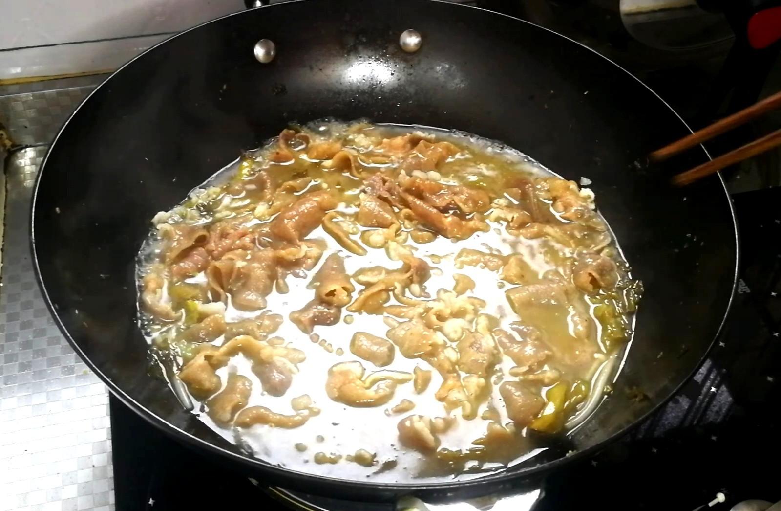 酸辣肥牛的做法-酸辣味煮菜譜