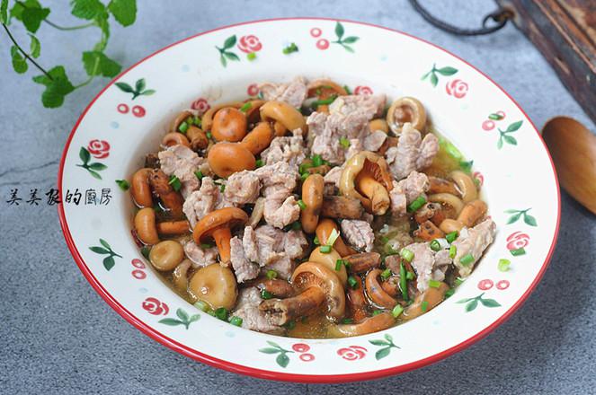 樅菌蒸豬肉的做法-家常味煮菜譜