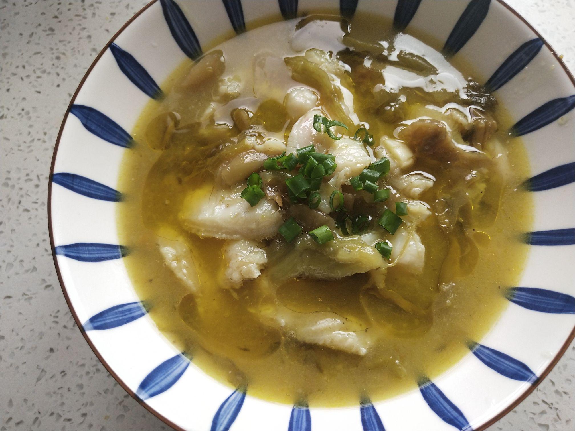 懶人酸菜龍利魚的做法-家常味煮菜譜