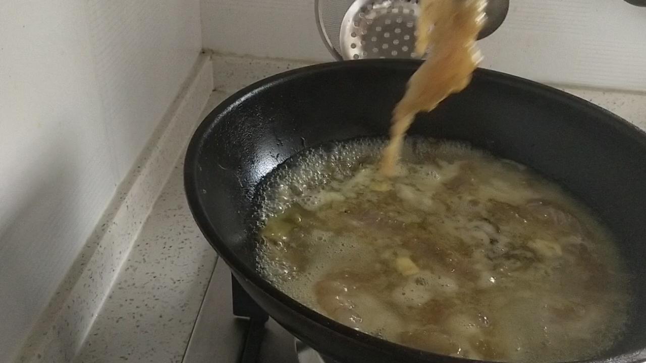 懶人酸菜龍利魚的做法-家常味煮菜譜