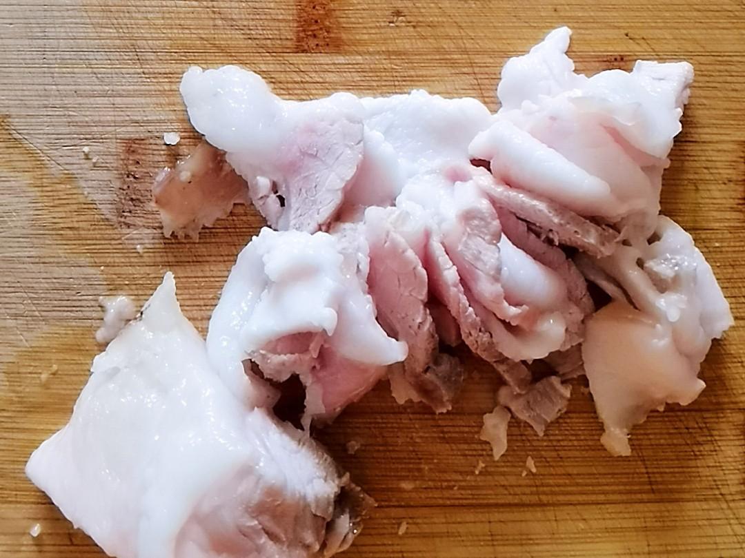 油梭子炒豆芽的做法-咸鮮味炒菜譜