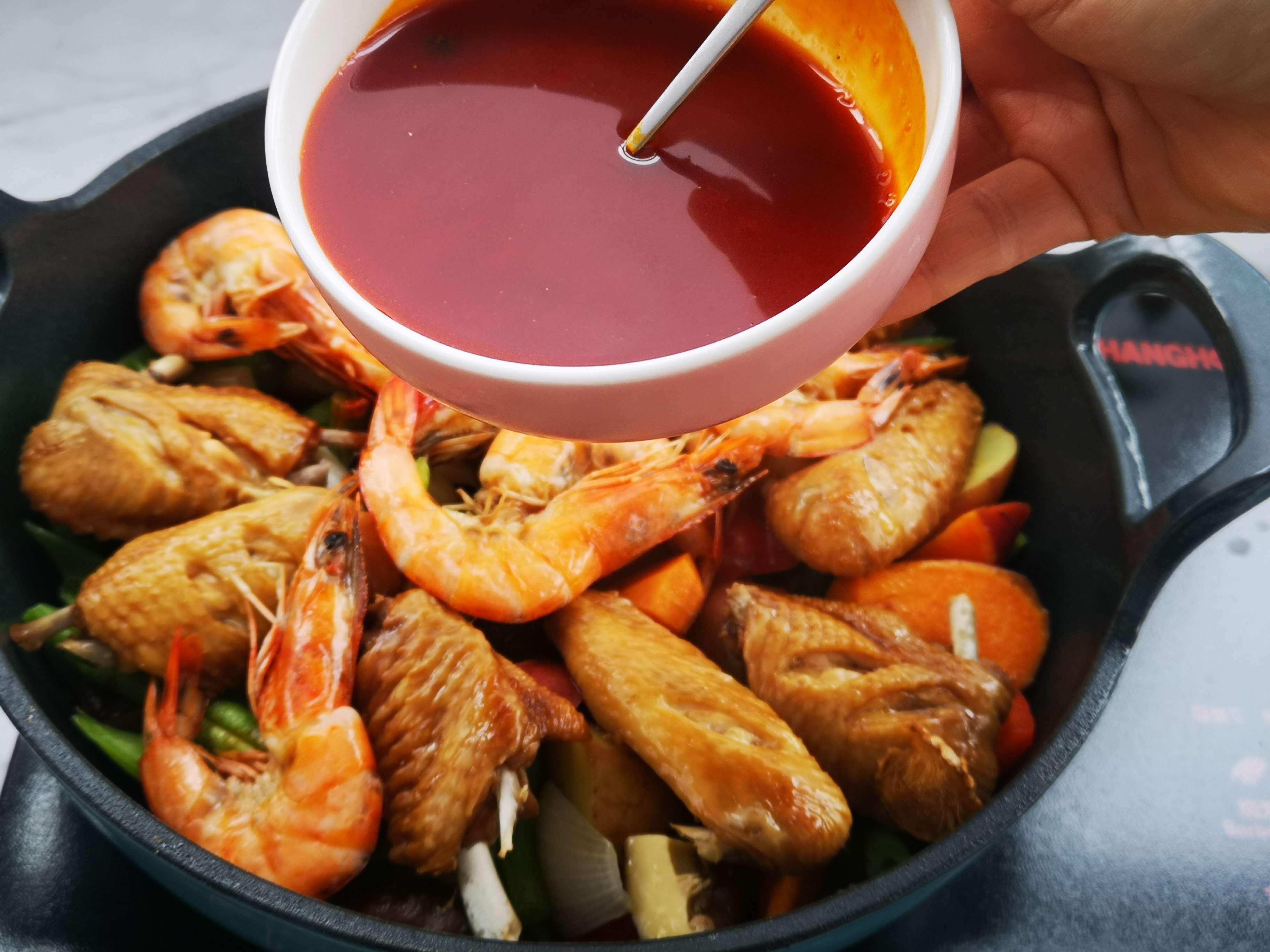 巨好吃，自制燜鍋，秒殺黃記煌的做法-香辣味燜菜譜