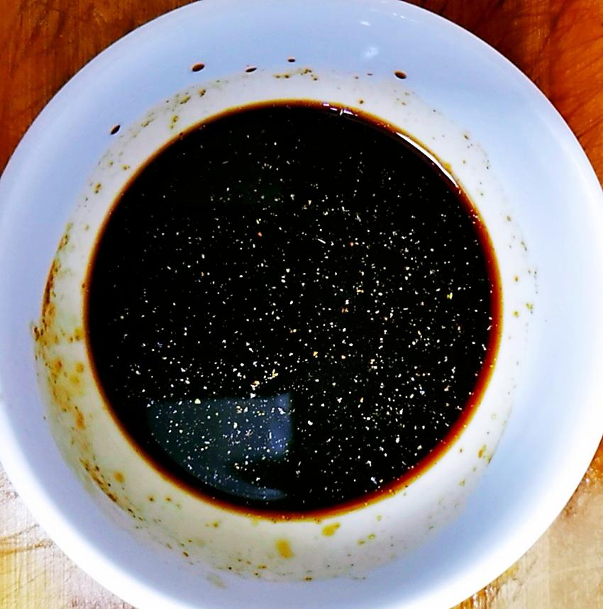 雞肉燜土豆的做法-醬香味燜菜譜