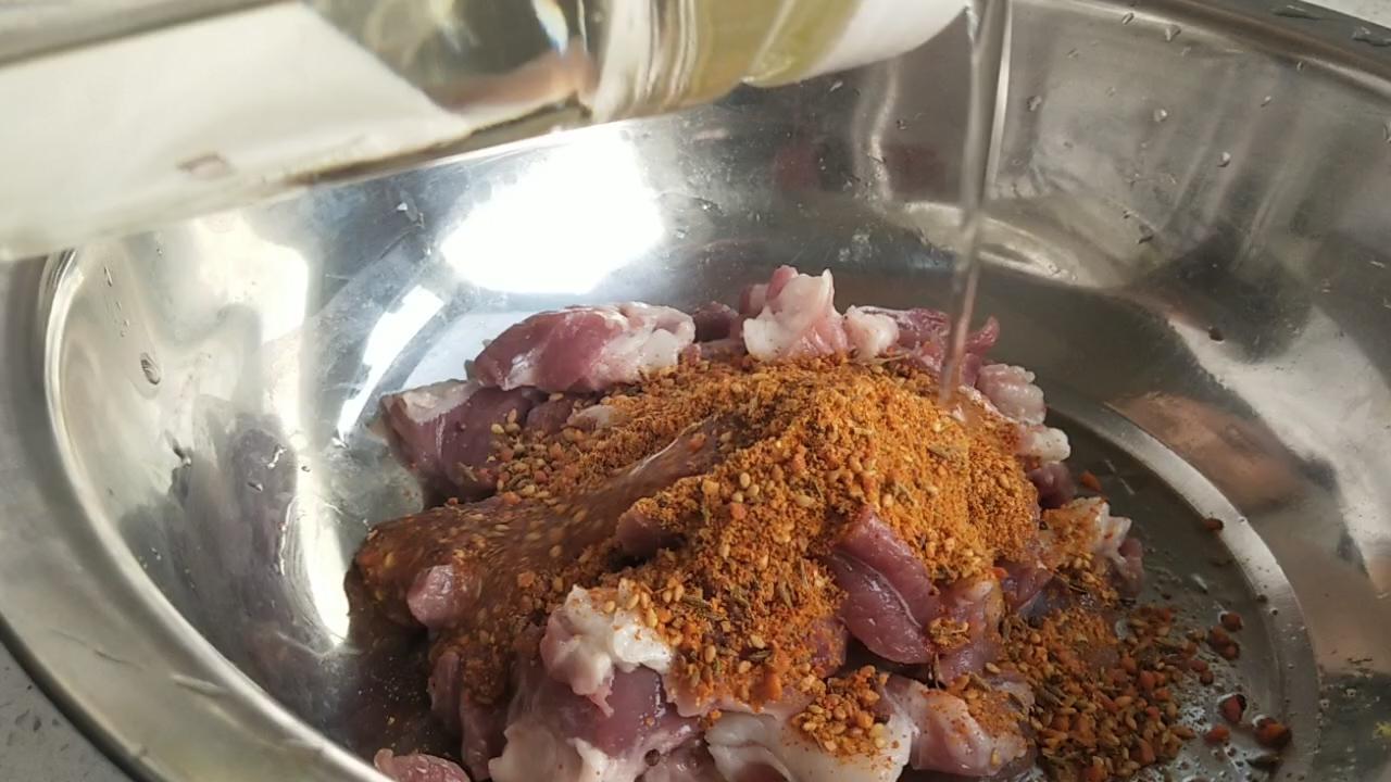 燒烤羊排肉的做法-香辣味烤菜譜