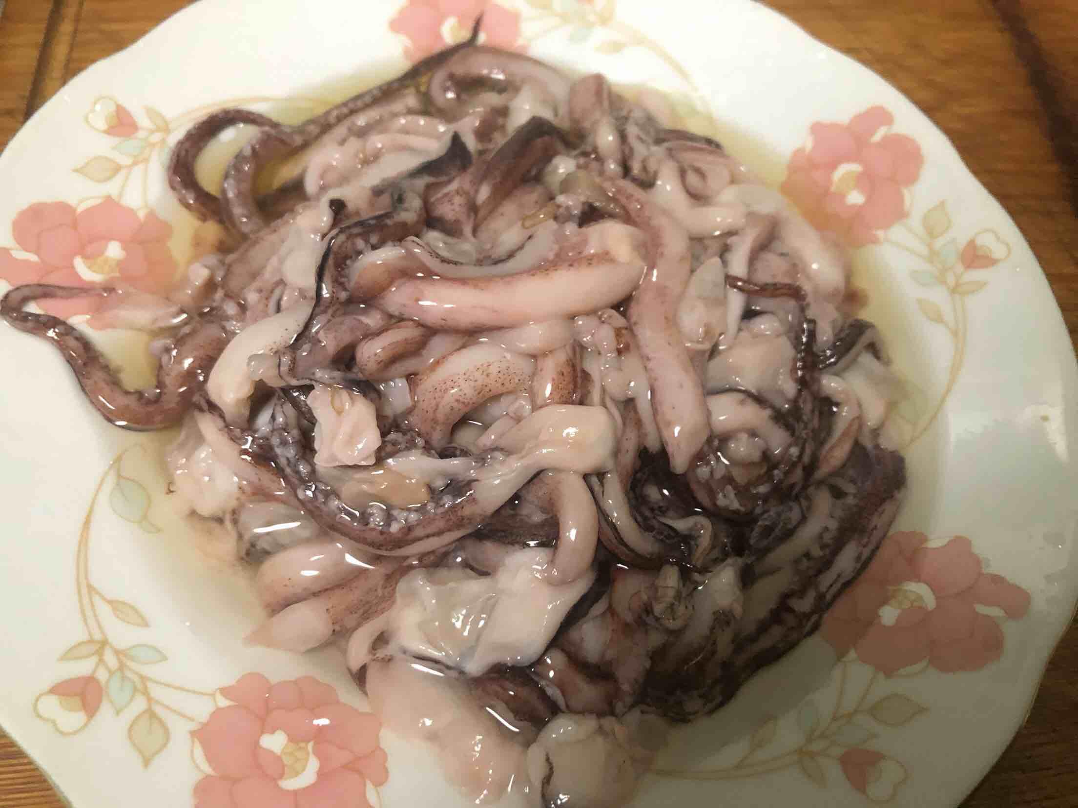 家常版炒魷魚的做法-家常味炒菜譜