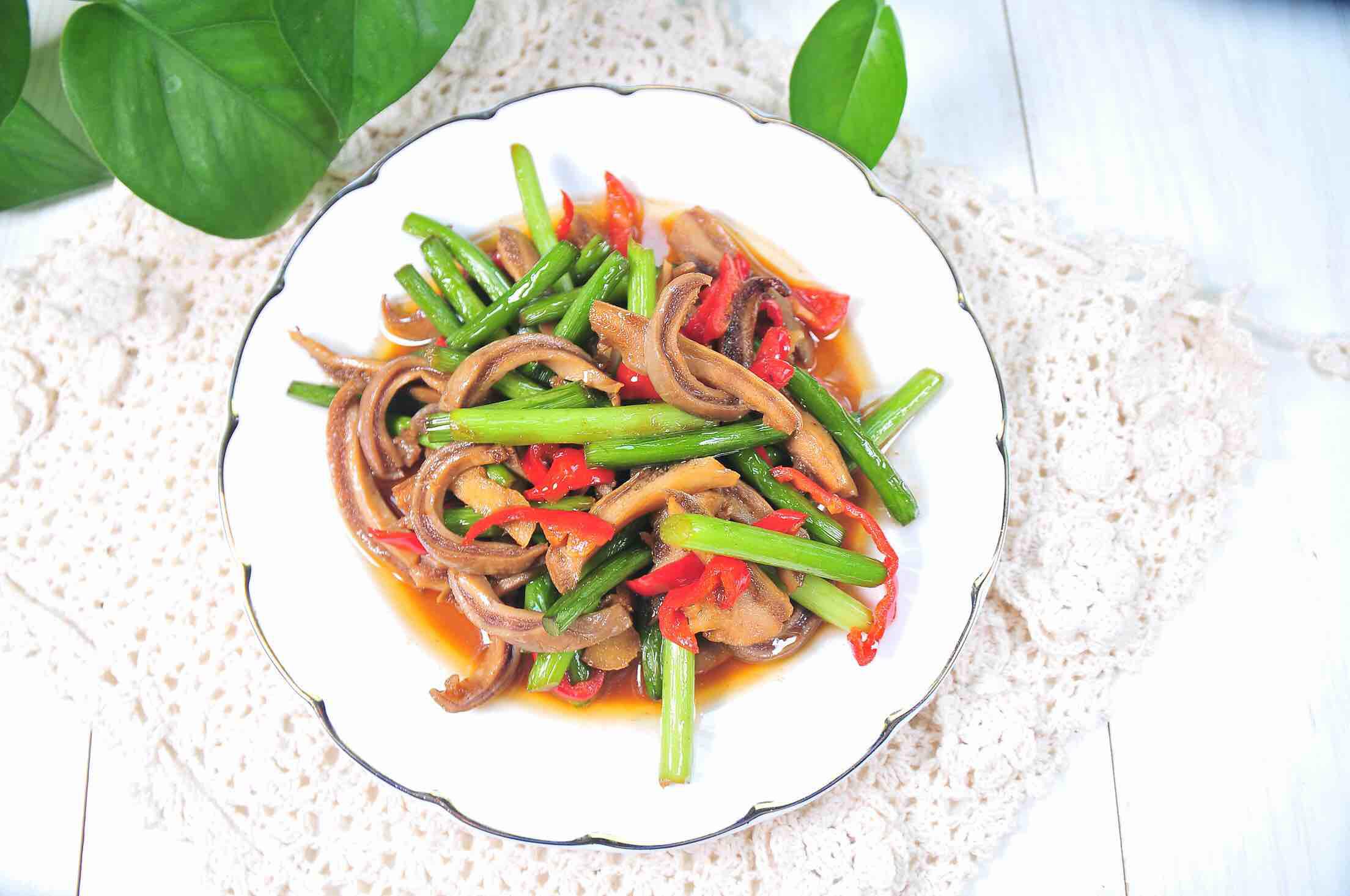 蒜薹炒豬肚的做法-家常味炒菜譜