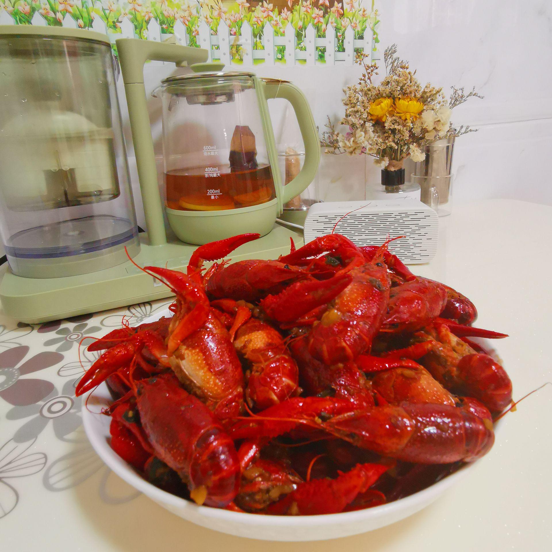 蒜蓉小龍蝦的做法-咸鮮味炒菜譜