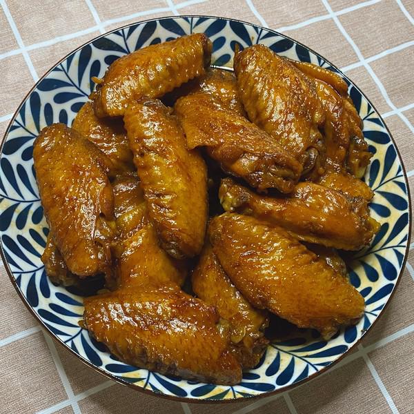 瑞士雞翅不來自于瑞士，吃了連手指都要舔干凈，我超愛的做法-甜味燜菜譜