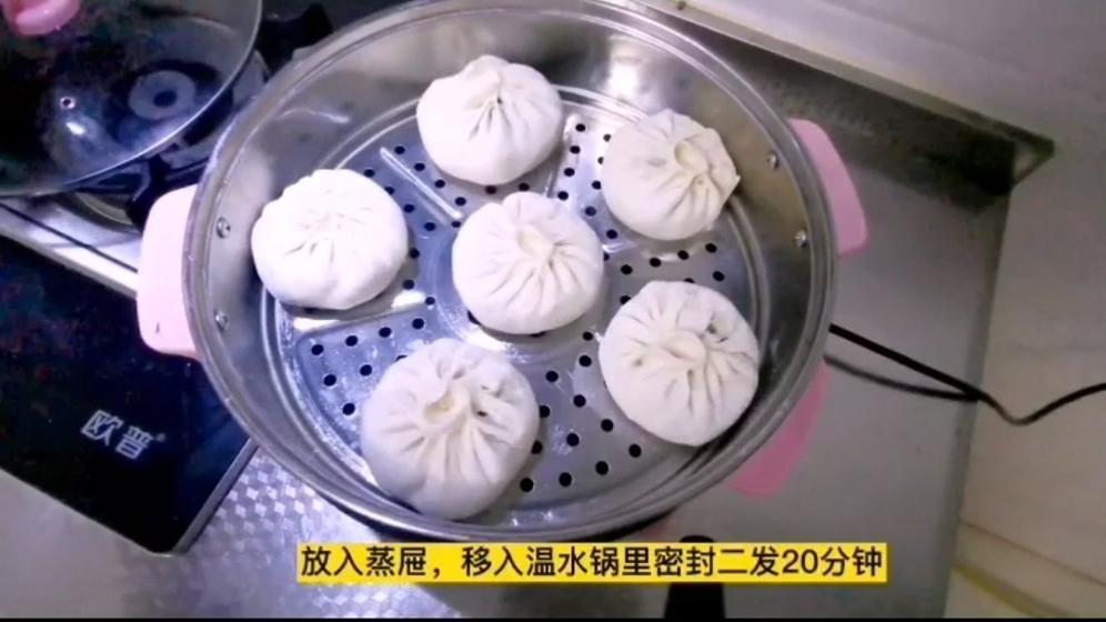 韭菜雞蛋素包子，餡里有鹽就入味，10分鐘出鍋剛剛剛好的做法-家常味蒸菜譜