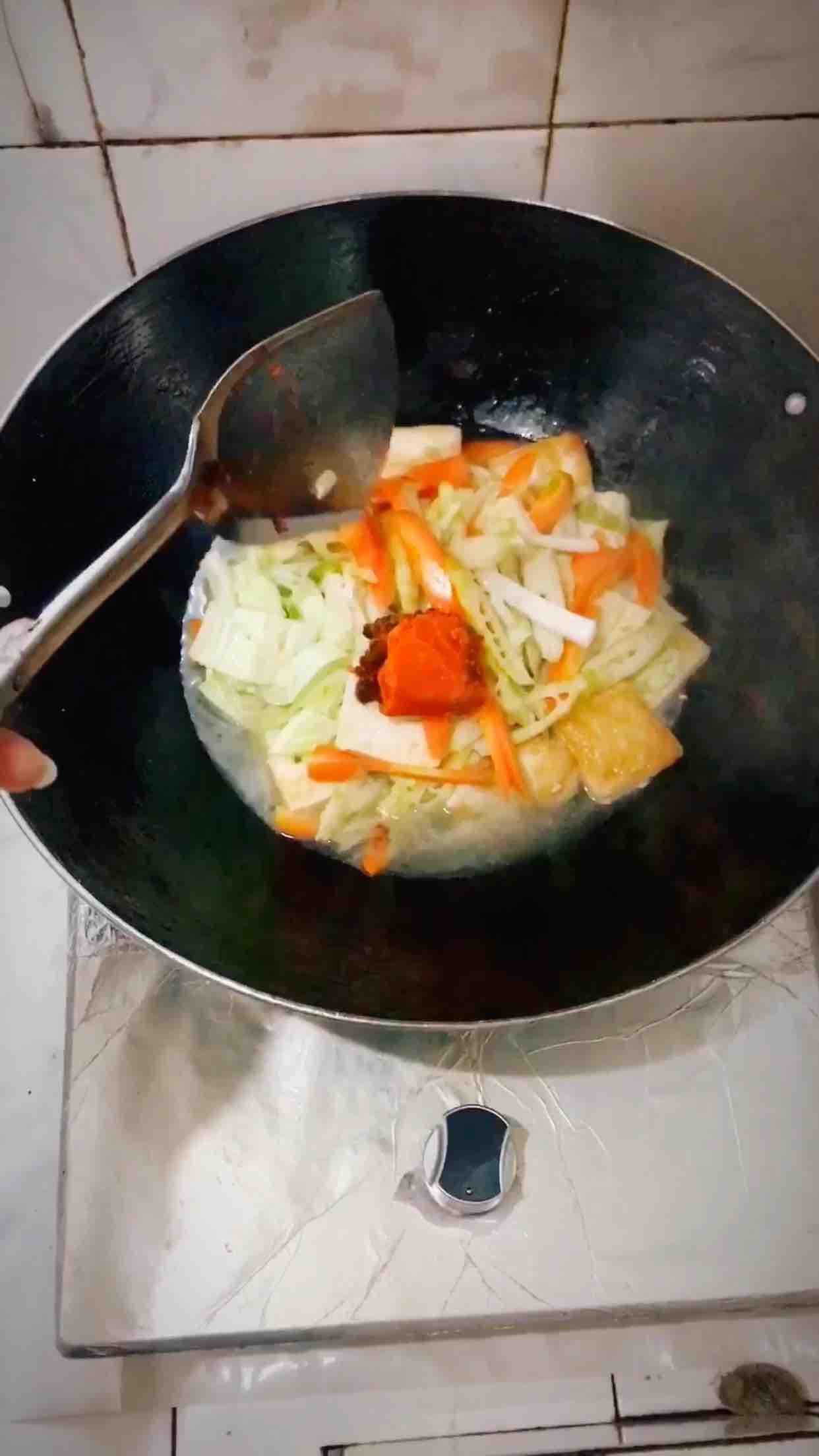 雜蔬小鍋仔的做法-麻辣味煮菜譜