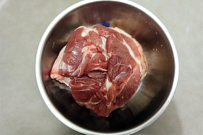 白切肘子的做法-咸鮮味煮菜譜