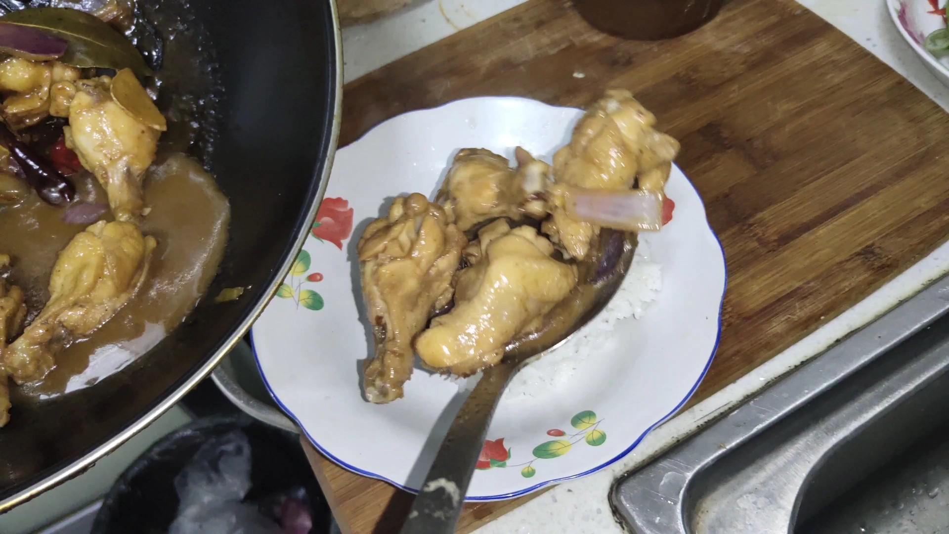 醬燜雞腿的做法-醬香味燜菜譜