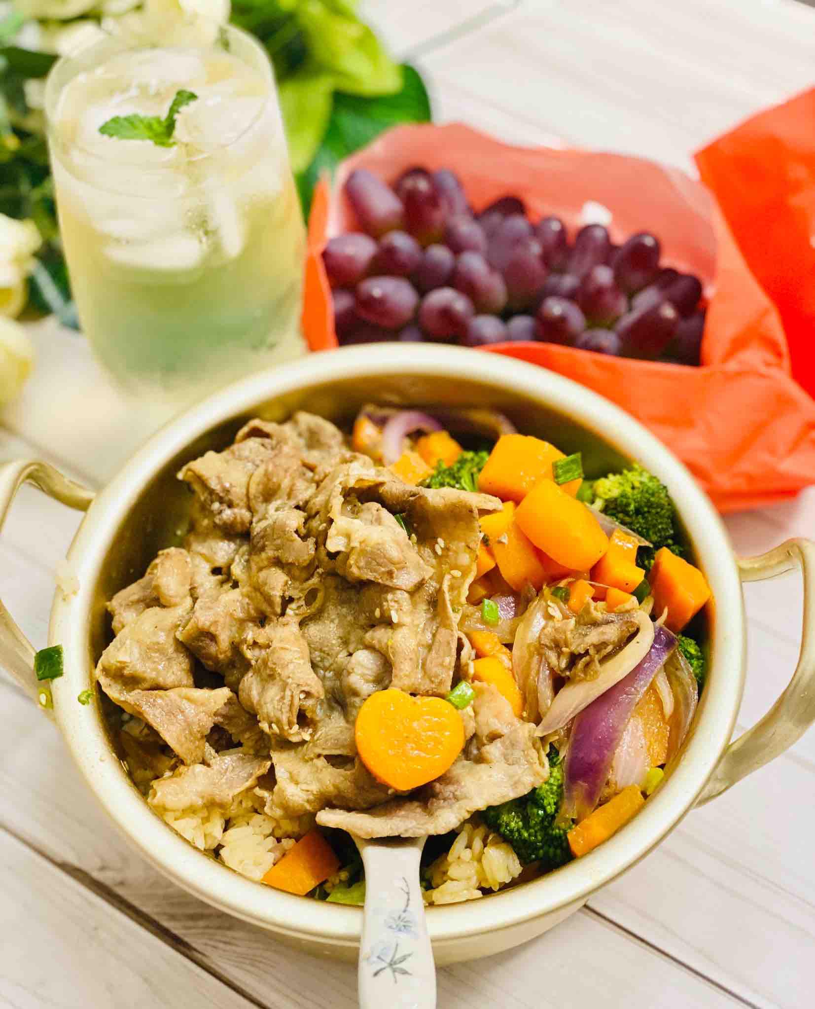 暑假指南，日式醬香肥牛飯，專治熊孩子！的做法-家常味炒菜譜