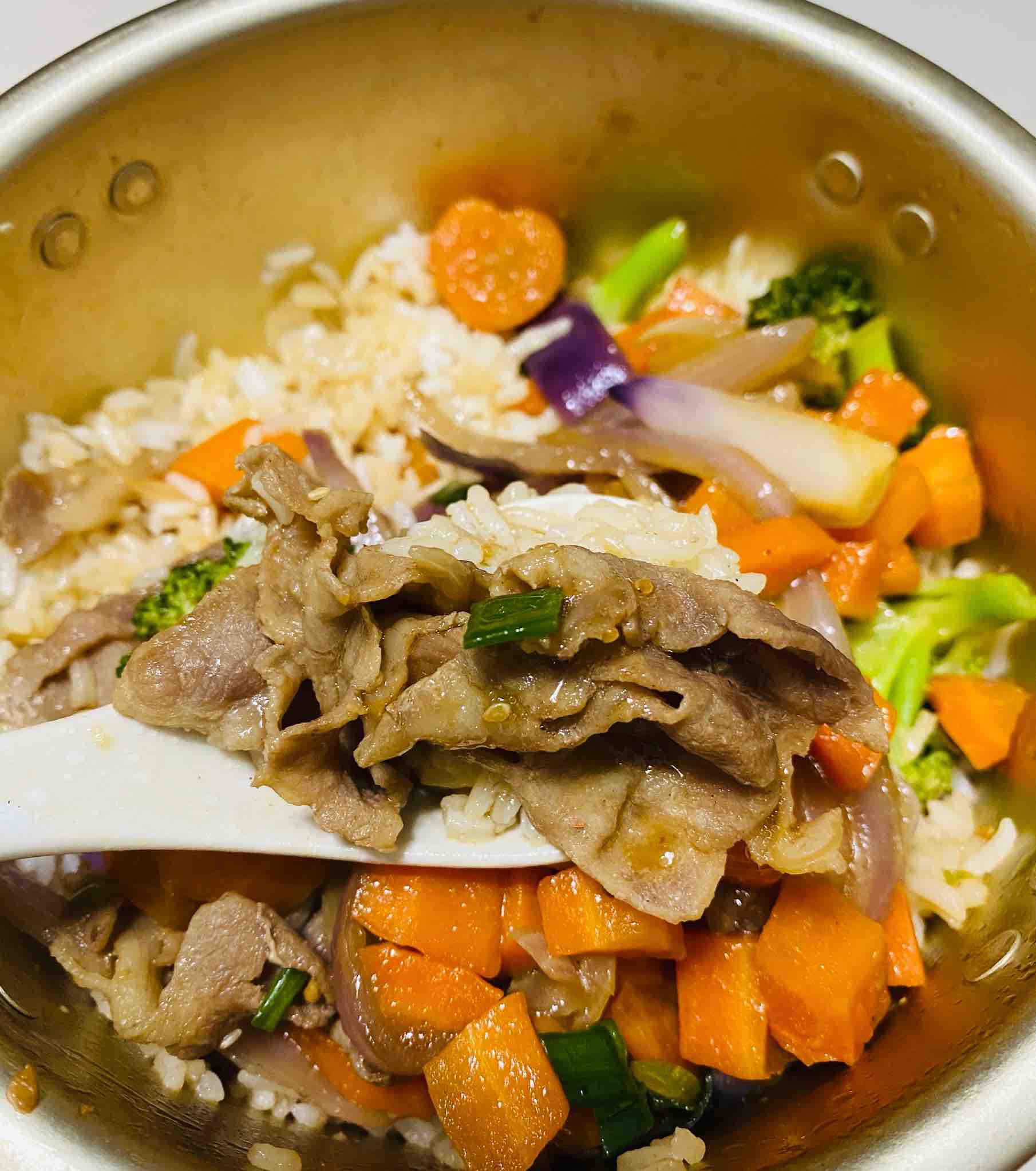 暑假指南，日式醬香肥牛飯，專治熊孩子！的做法-家常味炒菜譜