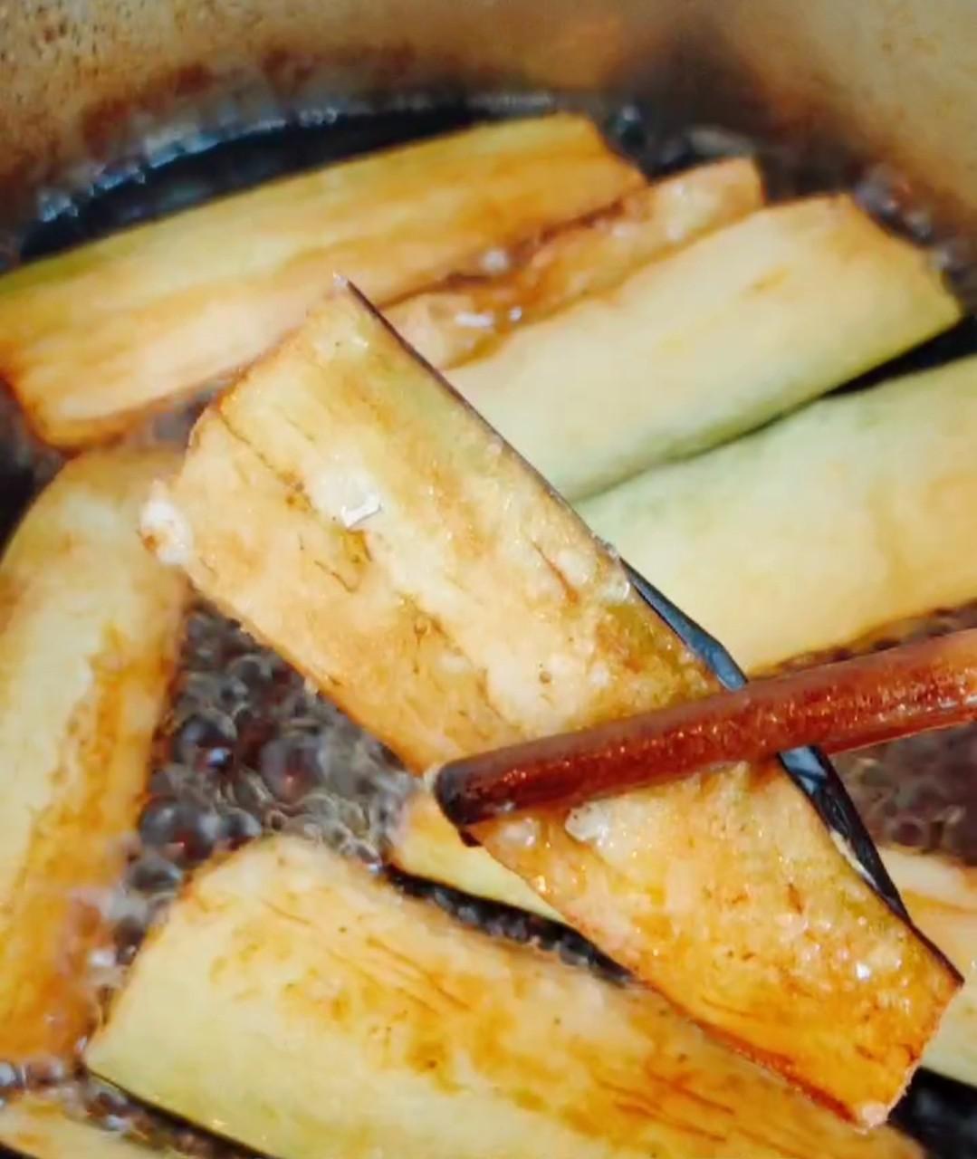 鶯啼綠映紅的做法-蒜香味拌菜譜