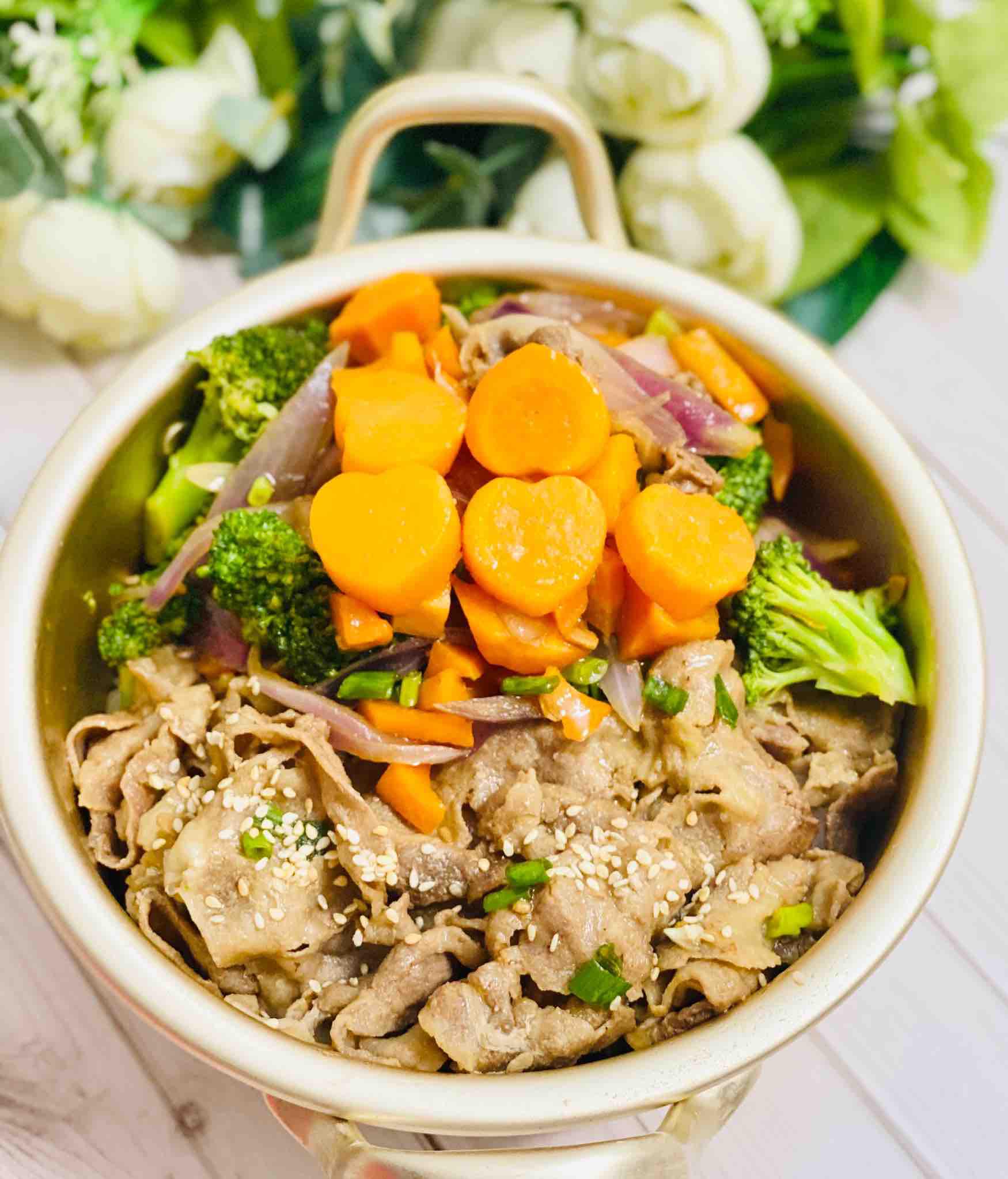 暑假指南，日式醬香肥牛飯，專治熊孩子！的做法-家常味炒菜譜