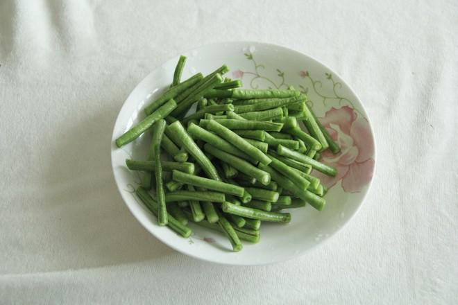 不一樣的家常菜，花生醬蘸汁豆角的做法-咸鮮味拌菜譜