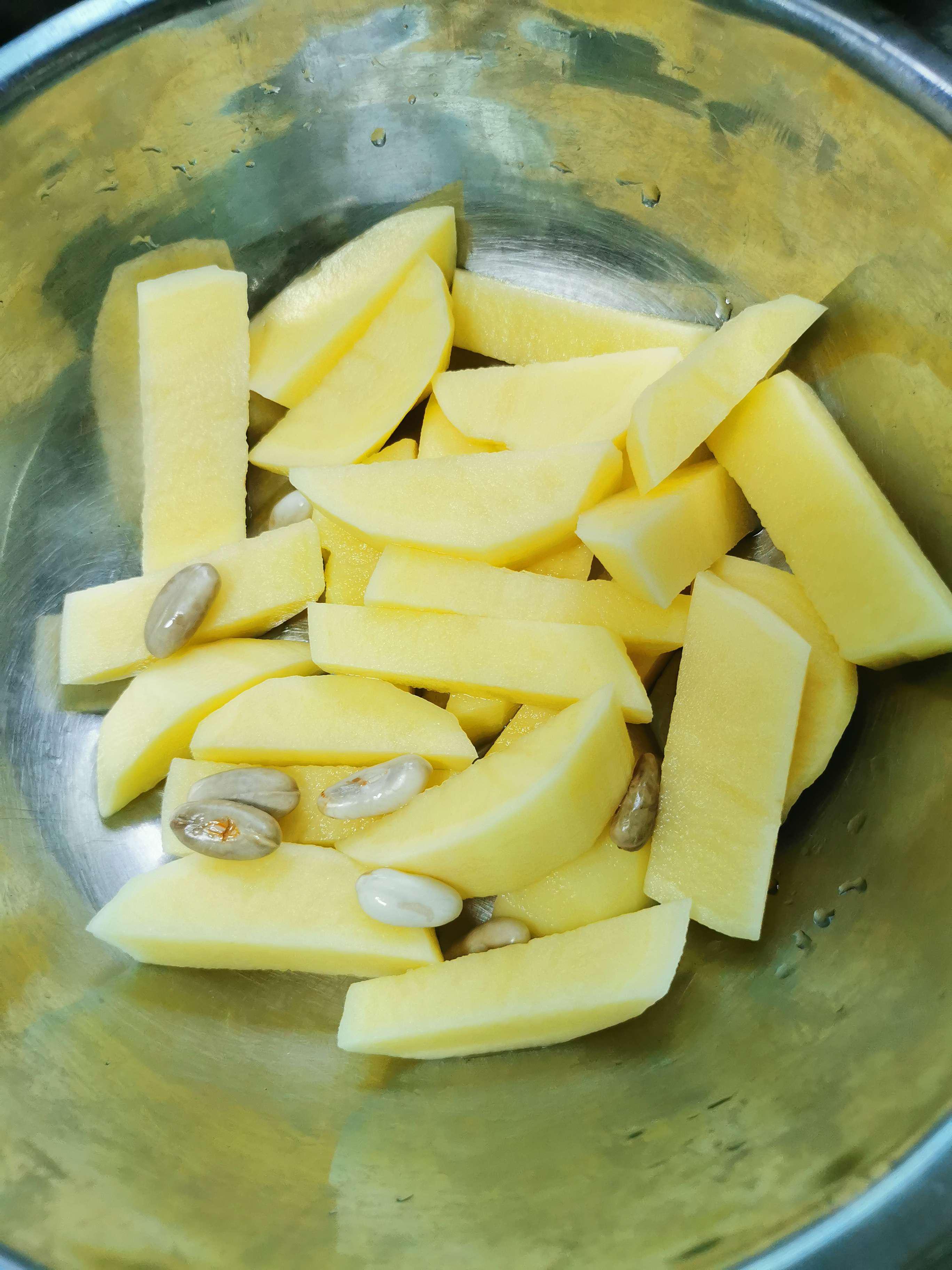 蕓豆燉土豆的做法-家常味燉菜譜