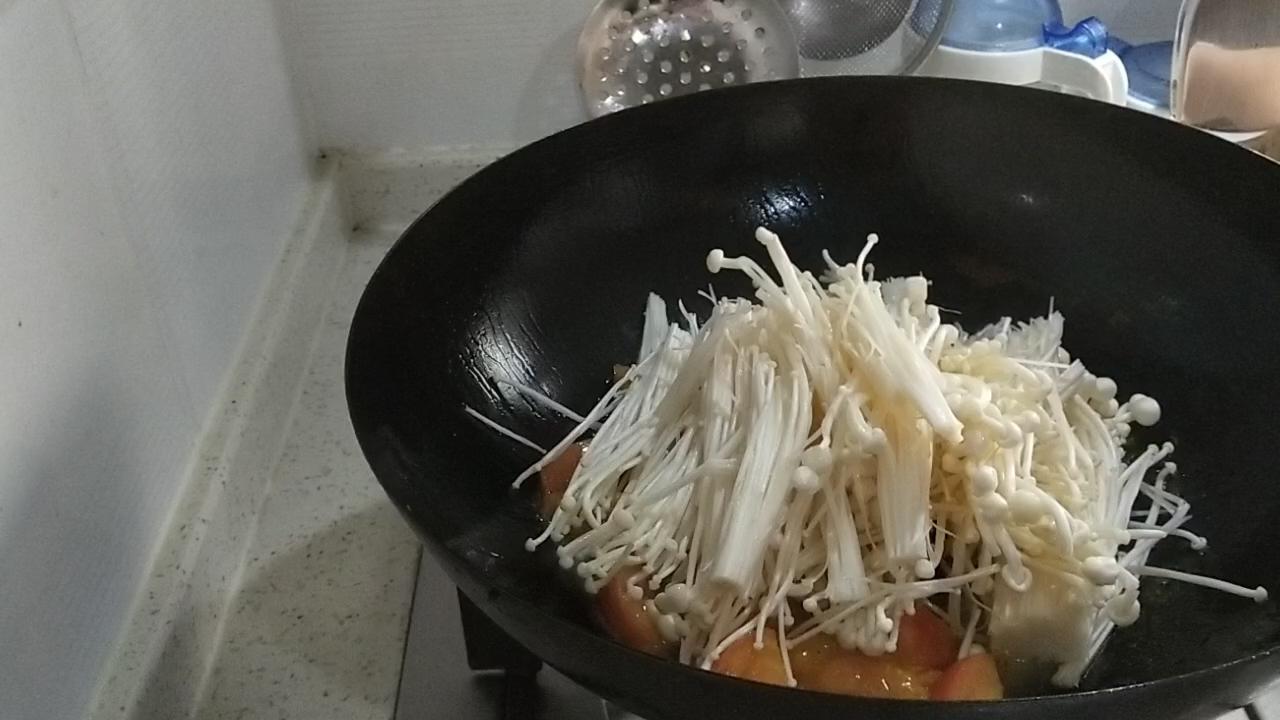 番茄金針菇的做法-酸甜味煮菜譜