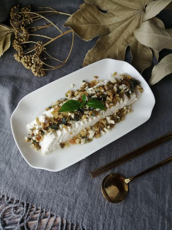 皮蛋榨菜拌豆腐的做法-咸鮮味拌菜譜