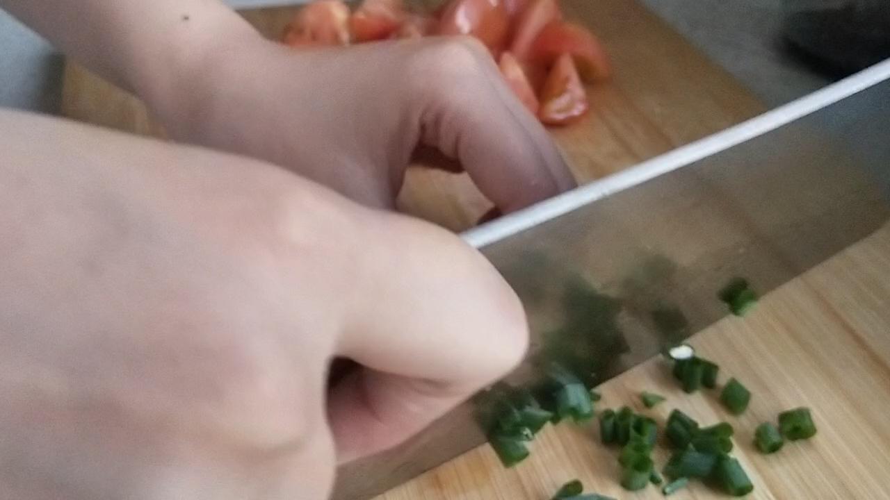 番茄金針菇的做法-酸甜味煮菜譜