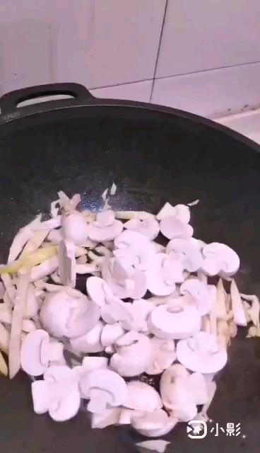 春筍燉豆腐的做法-家常味煮菜譜