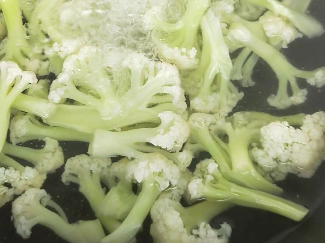 素炒青梗花菜的做法-家常味炒菜譜