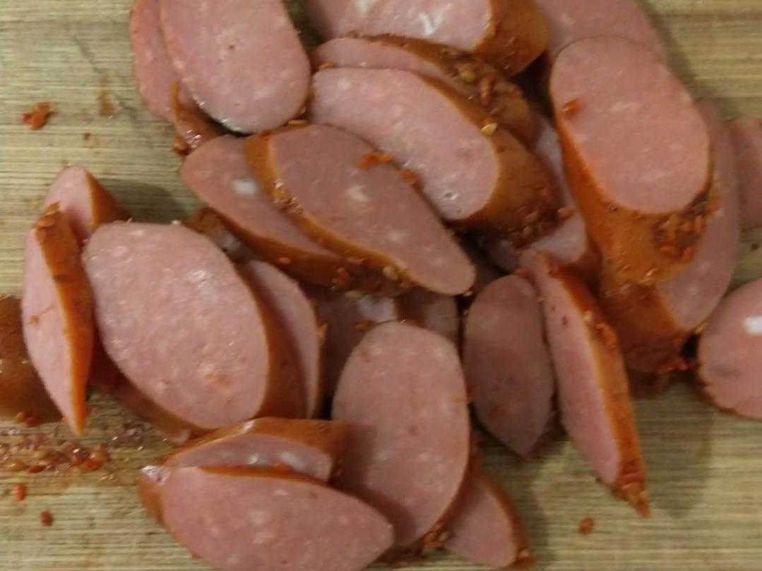 青椒蒜味腸的做法-家常味炒菜譜