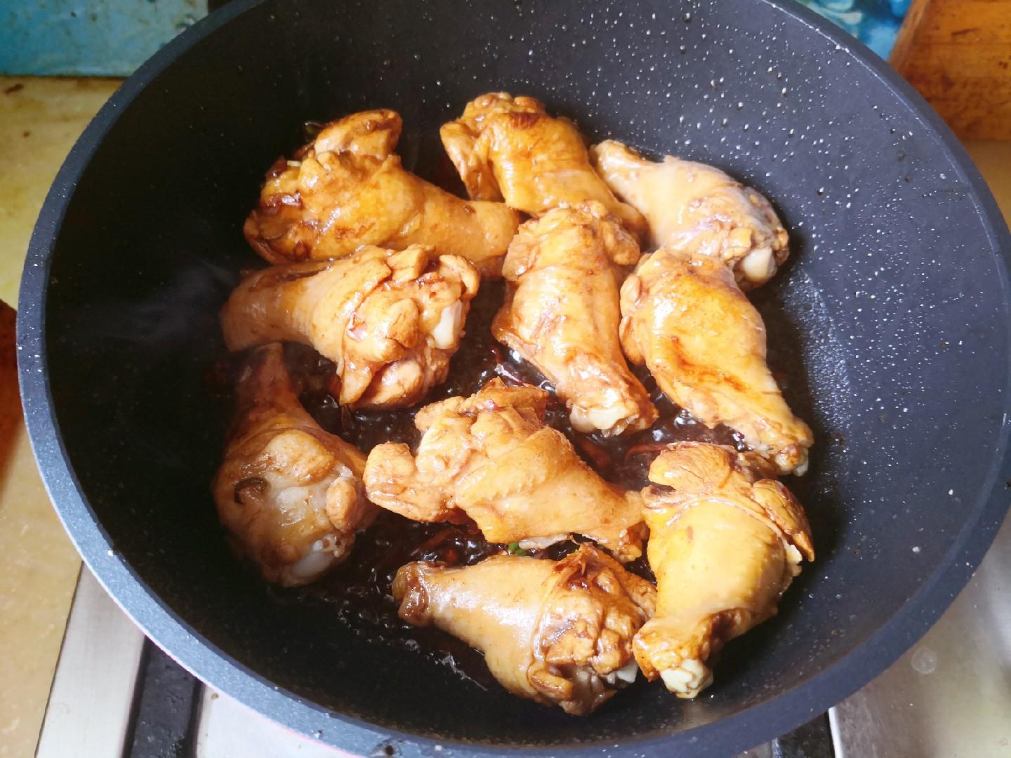 紅燒雞腿的做法-家常味燒菜譜