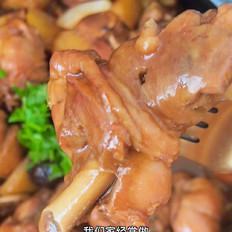 鮮香下飯的土豆燜雞腿的做法-家常味燜菜譜