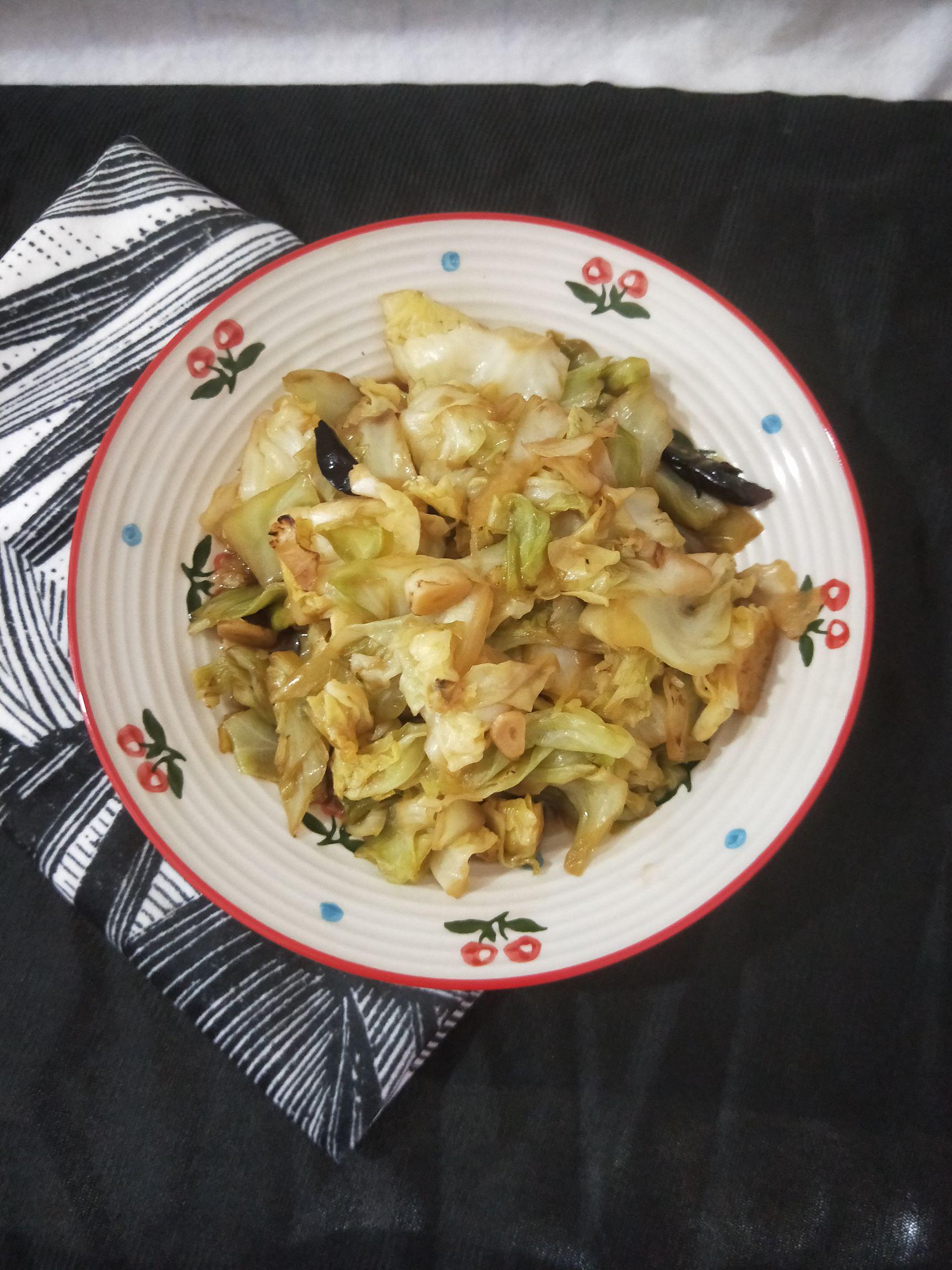 酸辣包菜的做法-酸辣味炒菜譜